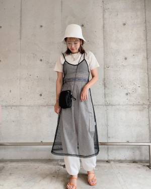 「前後2way」で着られて可愛い！！【しまむら】”メッシュキャミワンピ”が「一癖」あって可愛いですっ！