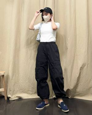 待望の「救世主」！！ヘビロテ確実ですっ！！【ユニクロ】めちゃ優秀“ハイネックT”紹介