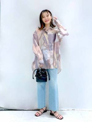 マッッジで可愛い♡♡【ローリーズファーム】体型カバーもバッチリ！「シアーシャツ」