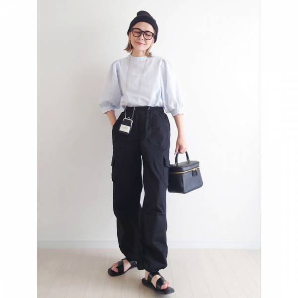 ＜可愛いだけじゃないッ！＞【ハニーズ】二の腕カバーも◎ 夏の一軍「ぽわん袖ブラウス」