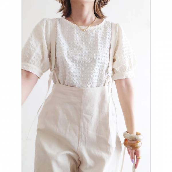 ＜可愛いだけじゃないッ！＞【ハニーズ】二の腕カバーも◎ 夏の一軍「ぽわん袖ブラウス」