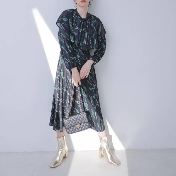 夏のプリントワンピは【ビンテージ柄】で