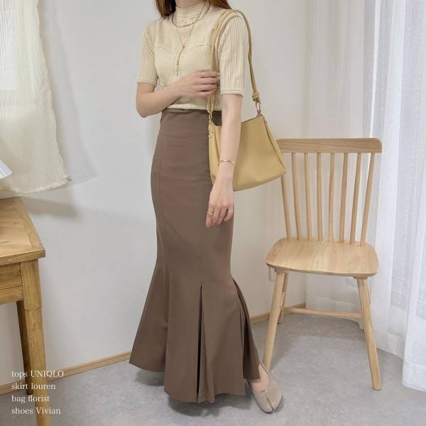 まさかの『値下げ』に大感謝！【ユニクロ】ハシゴしてでも欲しい♡「バズりトップス」