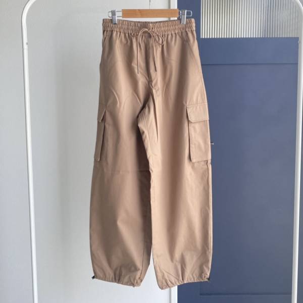 「体型カバーも」抜群！「お手入れ楽チン」は最強！【GU】トレンド『優秀ボトムス』の色味に一目惚れ♡