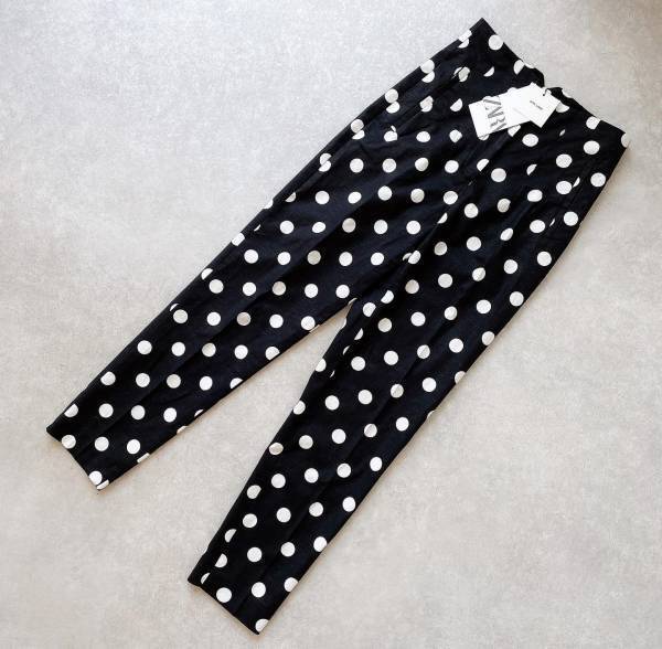 「奇跡」的に見つけた！！【ZARA】の「一目惚れ」”ドットボトムス”は即買い必須っ！！