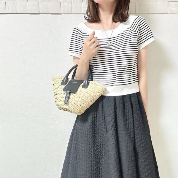 「やばいよ！！」「かなりの推しです！」【GU】激カワ”ワイドネックT”特集