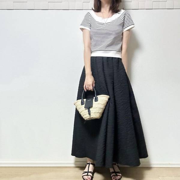 「やばいよ！！」「かなりの推しです！」【GU】激カワ”ワイドネックT”特集