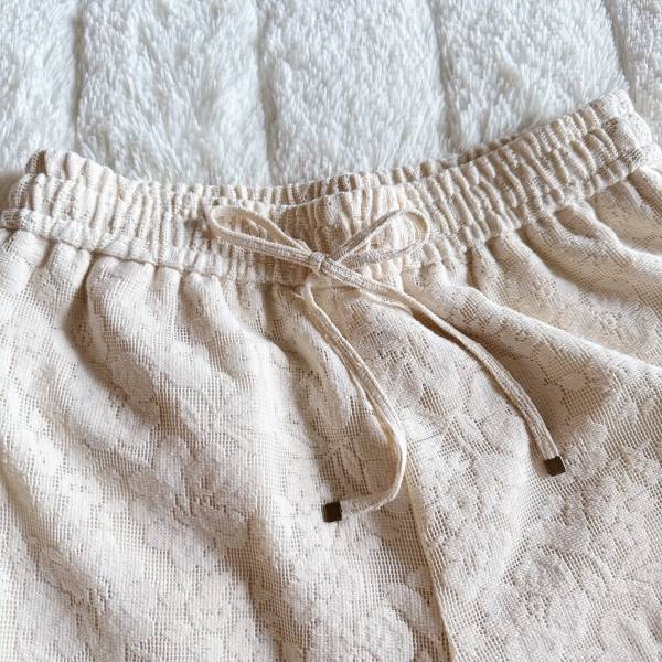 《衝撃っ！》体型カバーにめちゃ「感動」！！【GU】“レースボトムス”まとめ