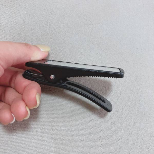 「超便利」で「優秀」すぎん…？【ダイソー】お悩みの救世主！ミラークリップが「神アイテム」