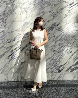 「最強」「超使える」って！【ユニクロ】SNSでも大人気♡「美シルエットワンピ」