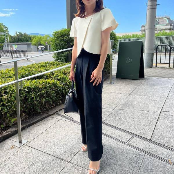 ＜バズりが止まらん♡＞【ユニクロ】真似したい！「タックワイドパンツ」コーデ術♡