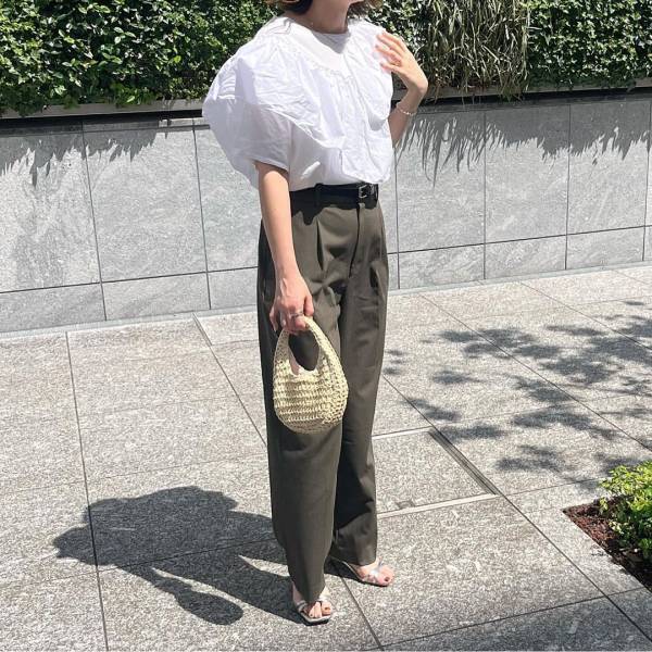 ＜バズりが止まらん♡＞【ユニクロ】真似したい！「タックワイドパンツ」コーデ術♡