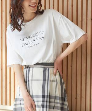 《オール1,300円以下！》【ハニーズ】コスパ良くて感動ッ（泣）シンプル可愛い「ロゴTシャツ」