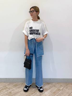 ＜こんなのあったんだッ！！＞【ローリーズファーム】着るだけで、あか抜け！「デザインデニム」