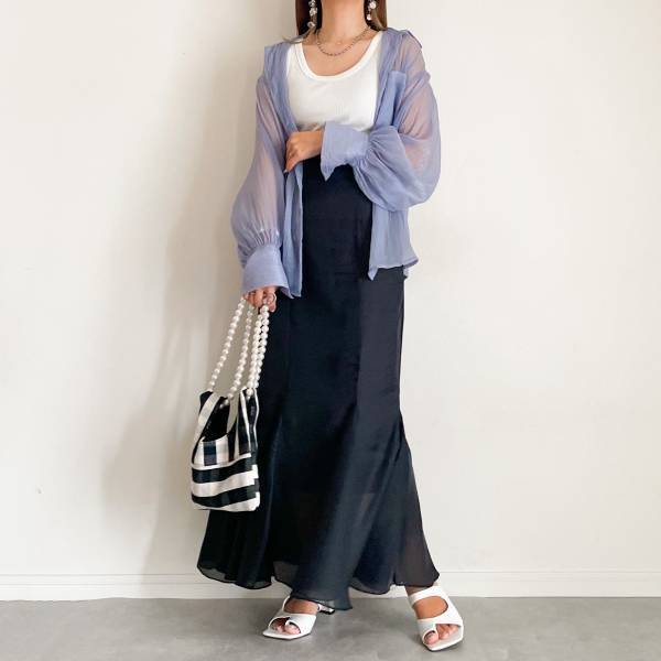 ZOZOで人気の【JUNOAH】「神シルエット」な「シアーマーメイドスカート」がオススメ