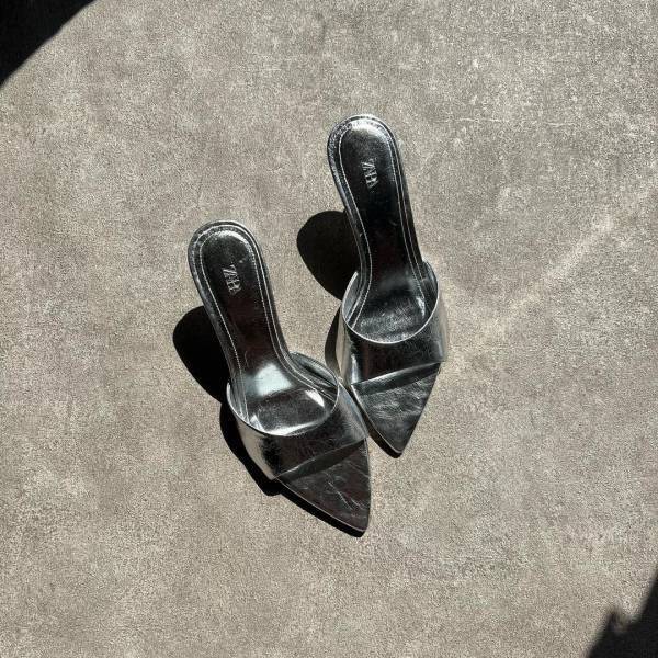 好みに「ズキュン」ってなった！！【ZARA】「可愛い」”サンダル”2選