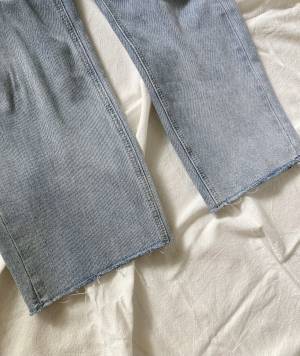 「ヘビロテ」決定？！「夏」に穿きたい！【しまむら】「穿き心地◎」の”ブルーデニム”