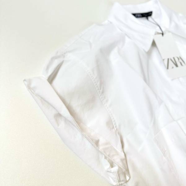 「大当たりだった」！！思わず「お持ち帰り」【ZARA】”ホワイトトップス”がかわいすぎるっ