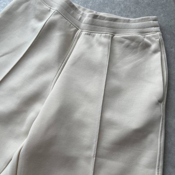 ＜今年はひと味違う！＞「ヘビロテ確定」だよ…！【ユニクロ】快適すぎる「万能ドライスウェット」