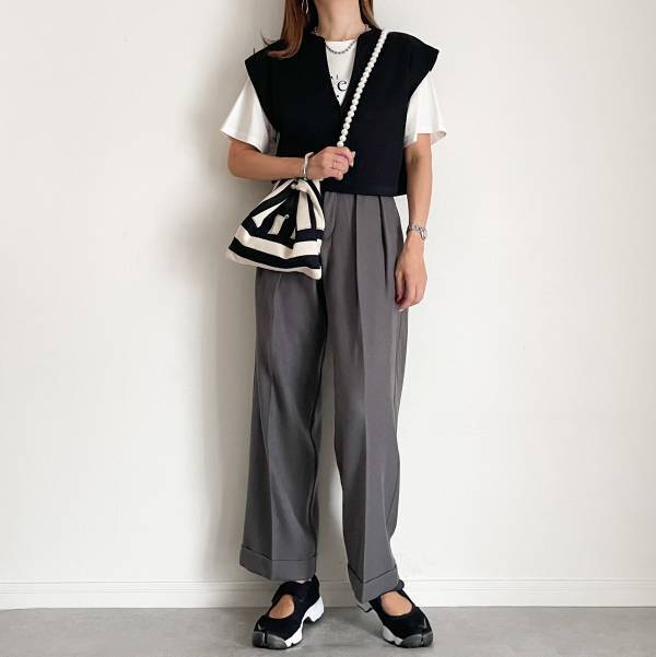 「着回し無限大」で「万能」すぎ！！トレンドの『短丈トップス』を夏コーデに取り入れたい！