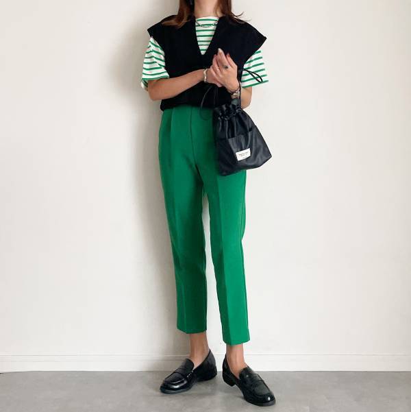 「着回し無限大」で「万能」すぎ！！トレンドの『短丈トップス』を夏コーデに取り入れたい！