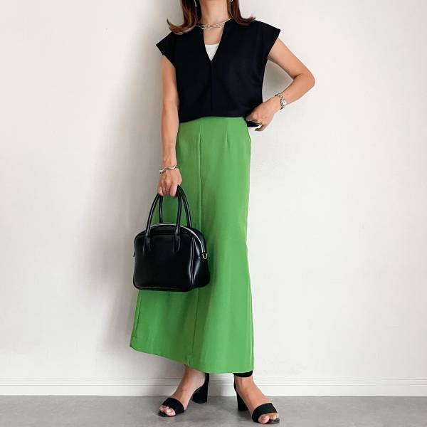 「着回し無限大」で「万能」すぎ！！トレンドの『短丈トップス』を夏コーデに取り入れたい！