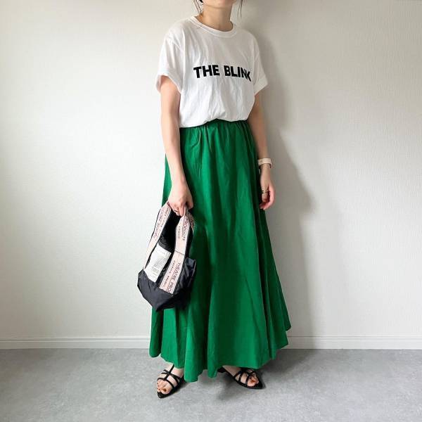 「人気」のアレ、「しっかりゲット」！！【GU】”フラットサンダル”が大活躍の予感