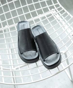 軽率に買いたいッ♡♡【ローリーズファーム】夏のスタメン確実♡ おしゃれ「黒サンダル」