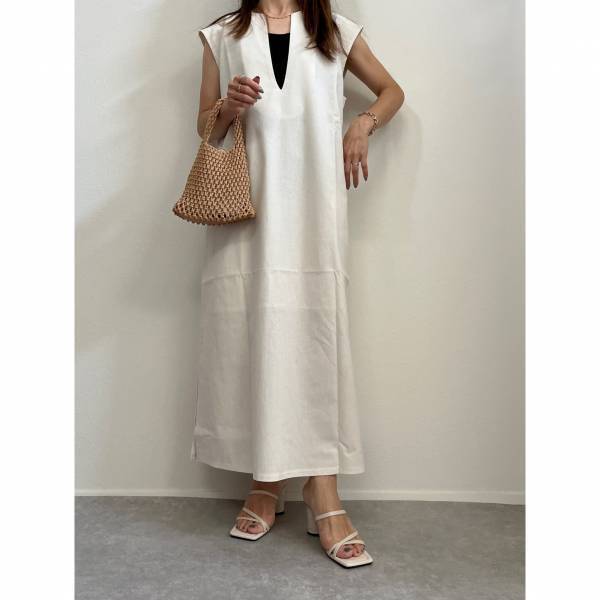 待って「細見え効果」スゴすぎる！夏に着たい！！【ZOZO】めちゃ「可愛い！」“ホワイトワンピ”紹介