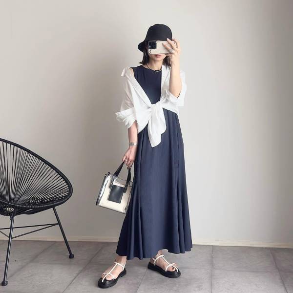 ＜やっぱ【GU】さすがだわ！！＞ 大人女子におすすめ♡ 高見え「上品ブラウス」