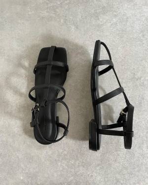 《反則級の可愛さだわ♡》【しまむら】真似して買いたい！「おしゃれサンダル」