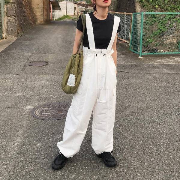 【カーゴパンツ】は”ワイドめ”が鍵！ 最旬5style