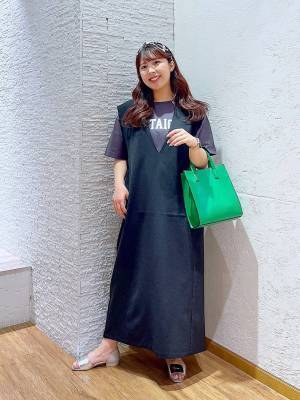 夏こそ「色物」にトライ！【グローバルワーク】気軽に試せる「差し色コーデ」