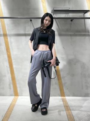 ヘルシーな肌魅せなら【JEANASIS】♡「クロップドTシャツ」がドツボですっ！