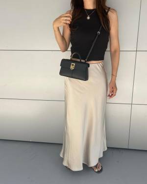 まさに「欲しかった」！さすが【GU】の声！この夏「要チェック」”激かわロングスカート”2選