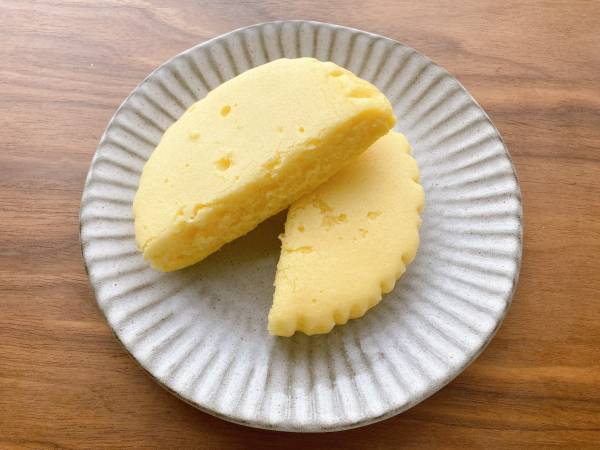甘みと酸味のバランスがウマすぎる…【ファミリーマート】冷やして食べるのが最高♡＜爽やか蒸しケーキ＞