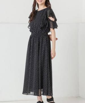 暑い日は1枚で着たい♡ 【ハニーズ】ストレスフリーな「甘めワンピ」って？