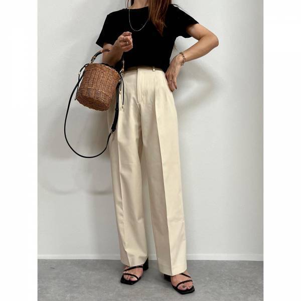 持ってない人、急げーーっ♡【GU】オシャレさんも愛用！「ブラックアイテム」