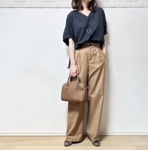 こういうの欲しかった！【ユニクロ】おしゃれさんも買ってる♡ 噂の「レザーバッグ」って？