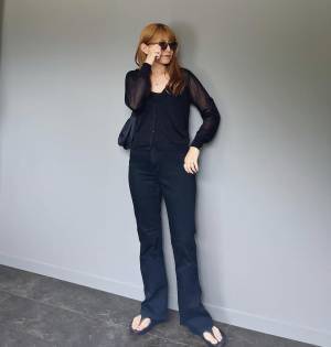 こんなの求めてましたッ♡【ユニクロ】サッと羽織って抜け感UP！「夏カーデ」