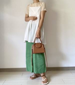 《驚き》「なんと979円」！「格段」に着回し力アップ！【しまむら】「とっても使える」”キャミブラウス”のコーデ集