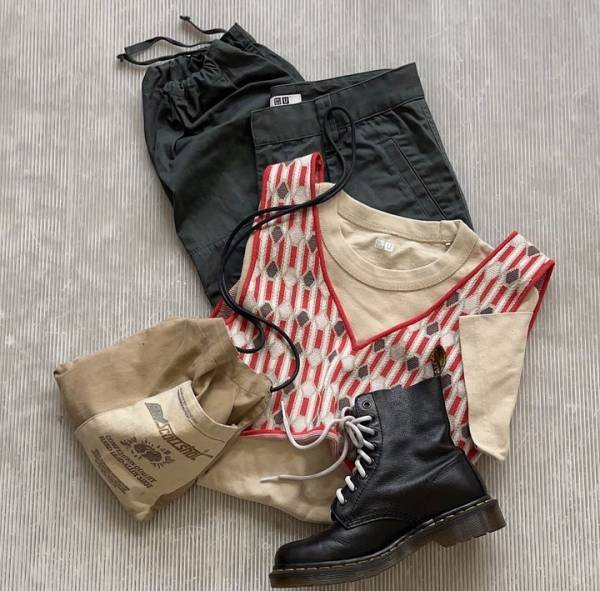 ＜夏の“ド”定番＞「毎年大活躍」！！【ユニクロ】めーっちゃ「着回ししやすい」“クルーネックT”まとめ