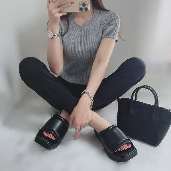 ＜GU新作＞やっぱコレ「可愛い♡」ラメが最高！【GU】超高見え“ラメセーター”紹介