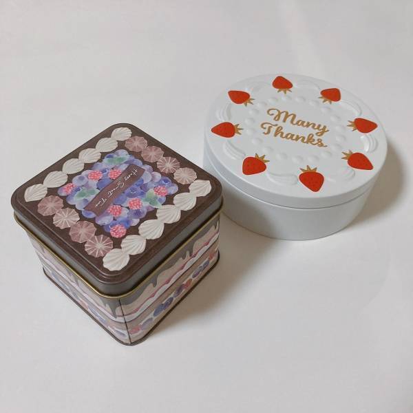 「目を惹く可愛さ」「使い勝手もいい優秀」【セリア】多用途に使える『缶ケース』が可愛すぎる！