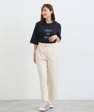 えっ！まさかの1,000円以下！？【ハニーズ】何枚あってもいい♡「ロゴTシャツ」