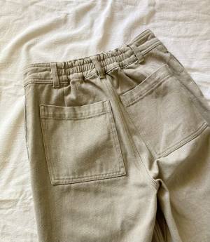 「即完売」のアレが「待望」の「再販」！！【しまむら】「脚長効果抜群！」“デニムボトムス”紹介