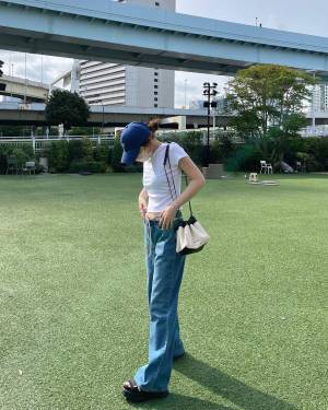 オシャレさんも愛用中♡【ユニクロ】着こなし、無限じゃん！「白Tシャツ」