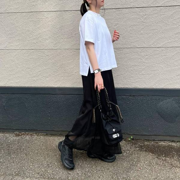 オシャレさんも愛用中♡【ユニクロ】着こなし、無限じゃん！「白Tシャツ」