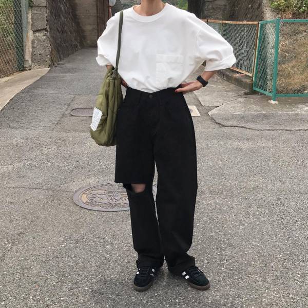 オシャレさんも愛用中♡【ユニクロ】着こなし、無限じゃん！「白Tシャツ」