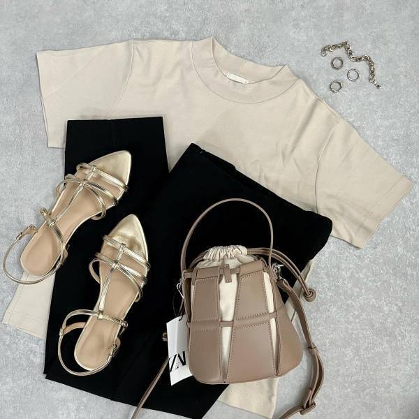 ＜もう全部欲しいッ！！＞【GU】完売前にGETせよ！「高見えサンダル」